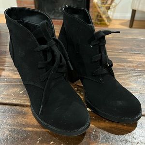 Black heel ankle booties, size 6
